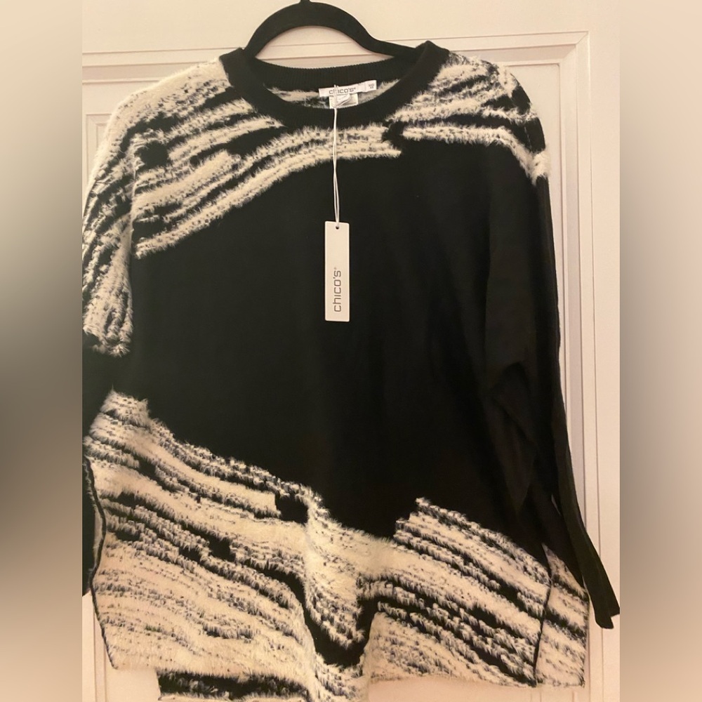 NWT chico brand long sleeve poncho . Size xs